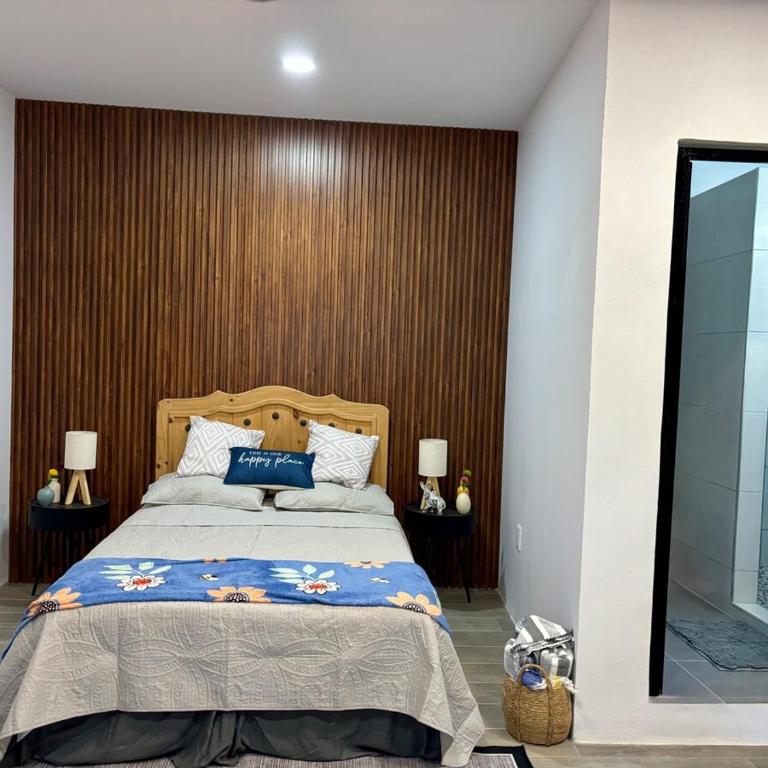 Newly renovated 2 bedroom With Patio Unit B Sleeps 4-6 - Two-Bedroom Apartment - 32
