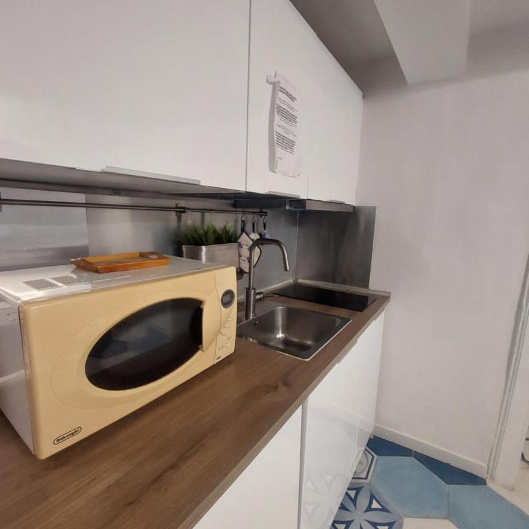 Be Blu Apartment - Apartment - 4