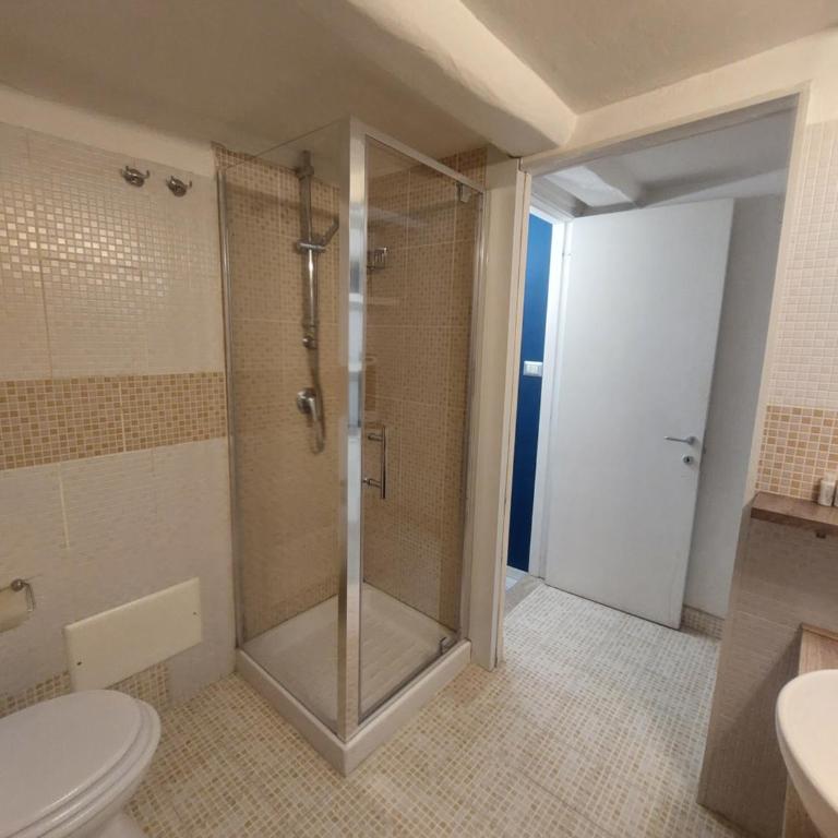 Be Blu Apartment - Apartment - 8