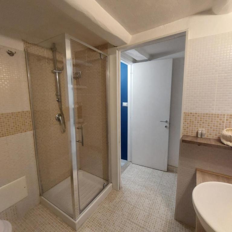 Be Blu Apartment - Apartment - 40