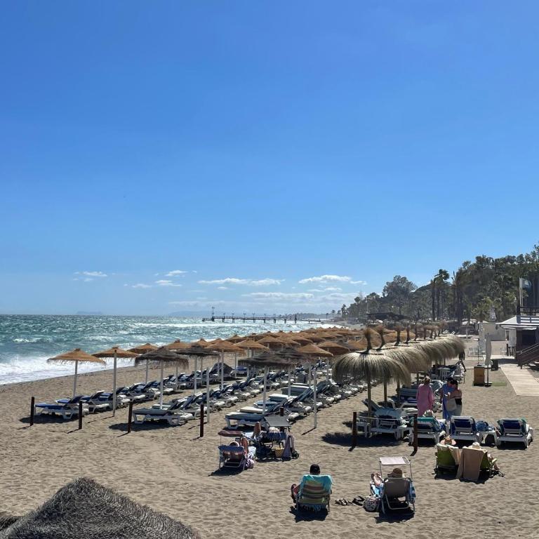 Beautiful New 2BR Apartment in Golden Mile of Marbella - Two-Bedroom Apartment - 24