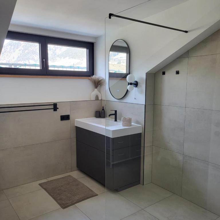 NEUERÖFFNUNG Angies Loft - Deluxe Apartment mit Dusche - 48