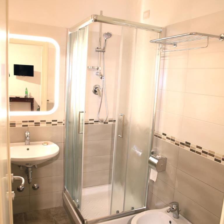 Anice Guesthouse - Camera Singola con Bagno Privato - 8