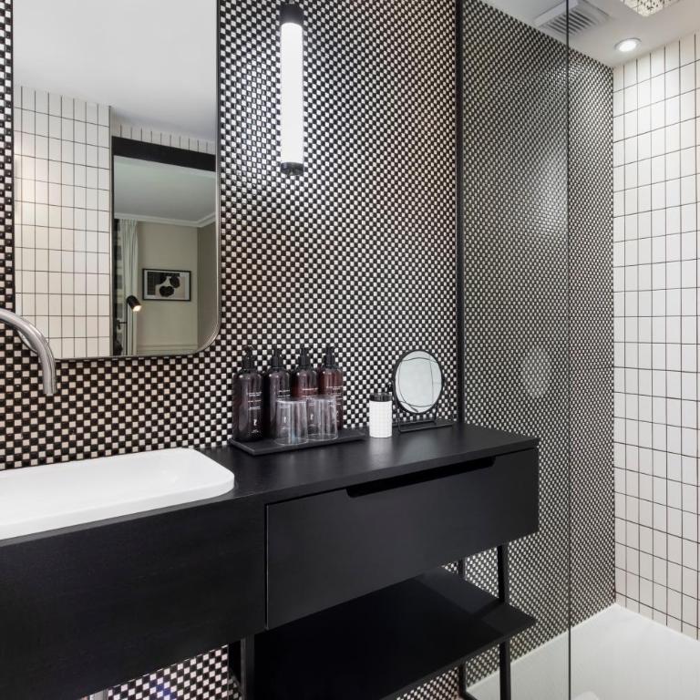 Maison ELLE Paris - Chambre Double Premium - 7