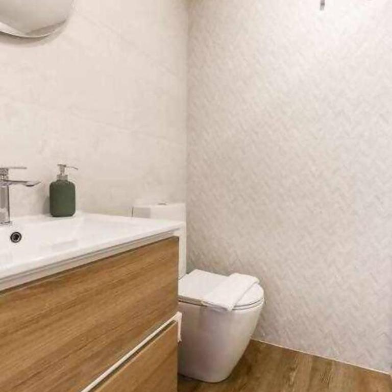Precioso apartamento en el centro de Nerja - Apartamento de 2 dormitorios - 11