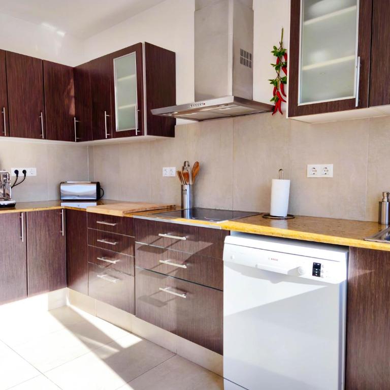 Pinzon, gezellige familievilla met groot zwembad. - Villa con piscina privada - 24