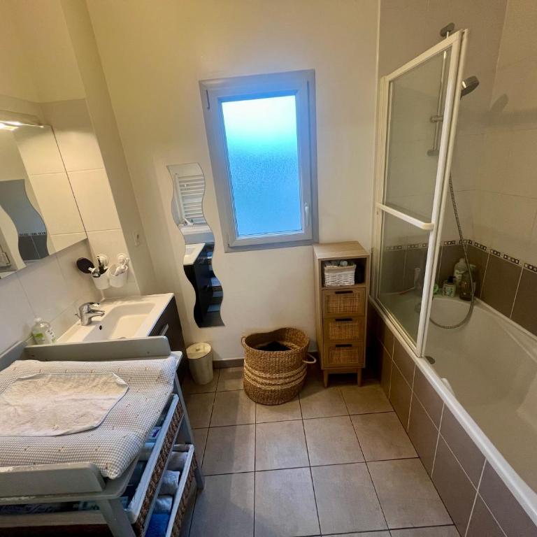 Pablo house - 24h du mans - One-Bedroom House - 9