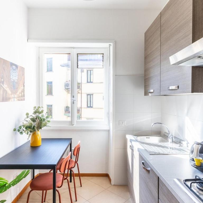 Duomo-Navigli - Two Bedrooms & Terrace with Wi-Fi - Appartamento con 2 Camere da Letto - 4