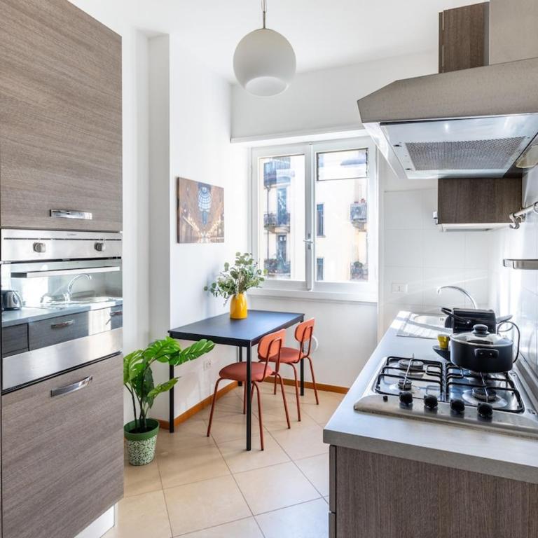 Duomo-Navigli - Two Bedrooms & Terrace with Wi-Fi - Appartamento con 2 Camere da Letto - 15