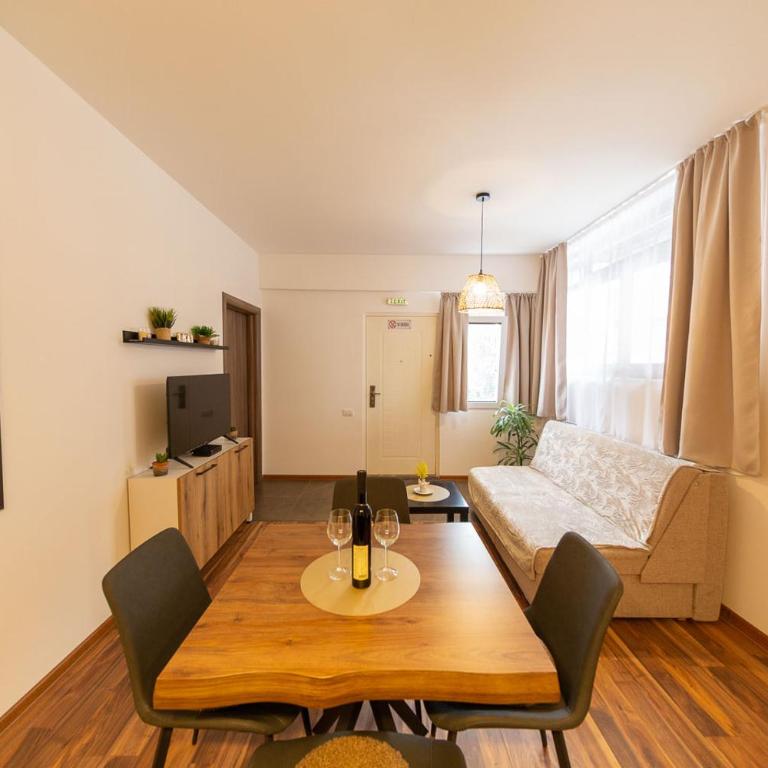 Castelomi - One-Bedroom Apartment - 1