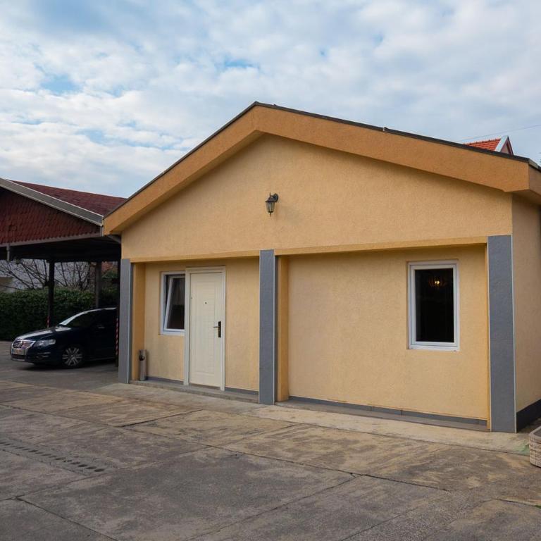 Castelomi - One-Bedroom Apartment - 14