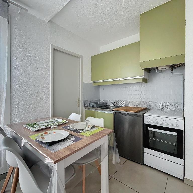 3122-T2 climatisé à 250m de la plage avec terrasse, et garage - Appartement 1 Chambre - 3