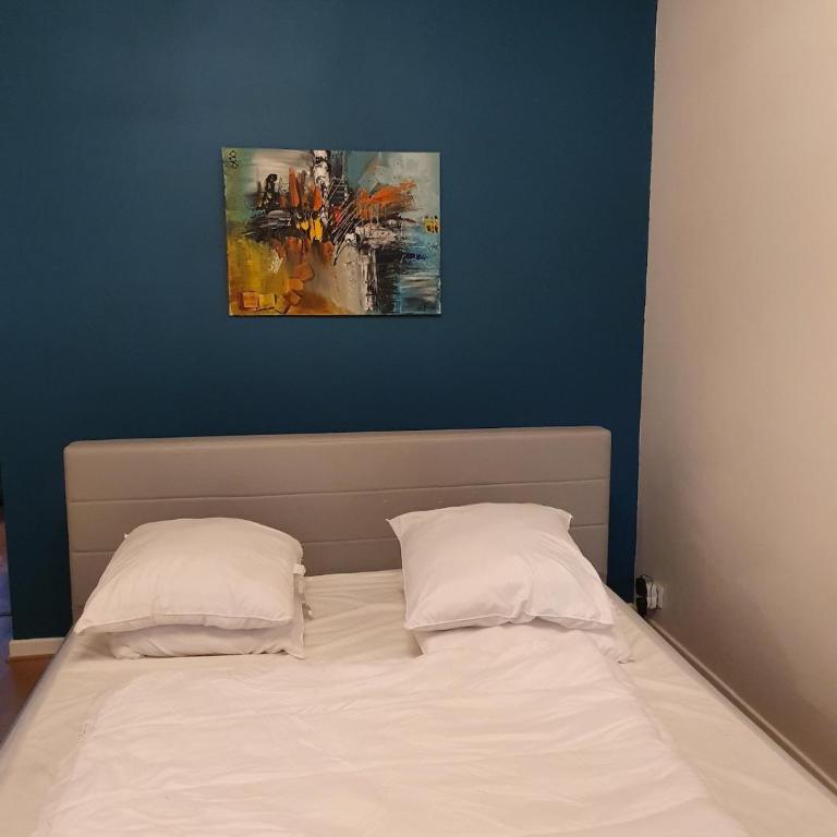 Appartement 220m2 15P avec Sauna, hyper center Luchon - Five-Bedroom Apartment - 5