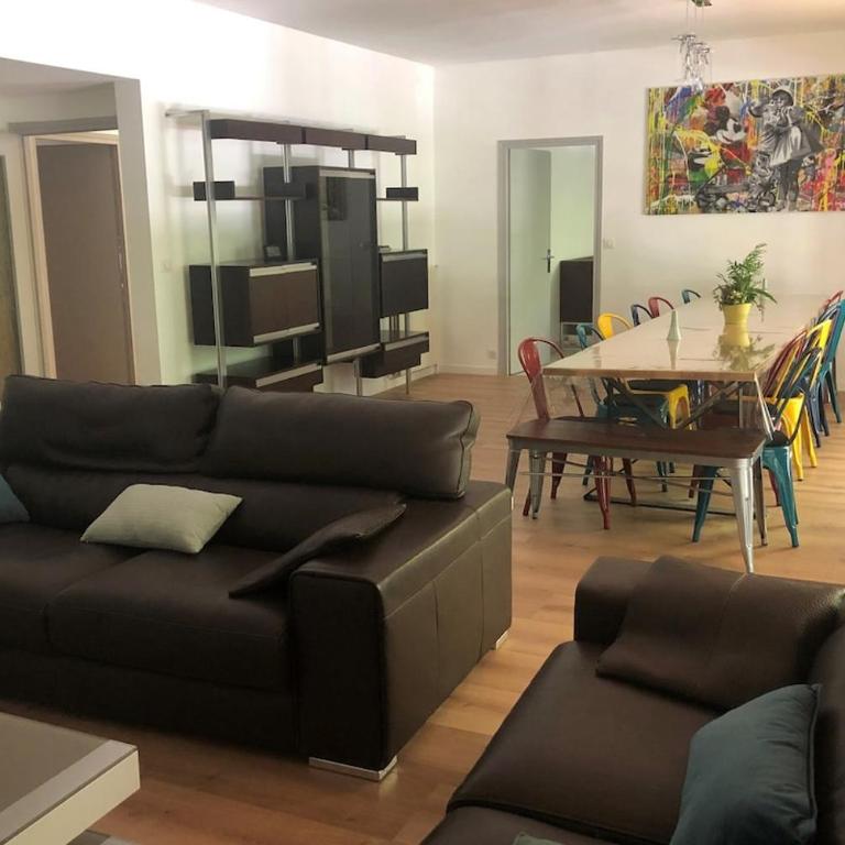 Appartement 220m2 15P avec Sauna, hyper center Luchon - Five-Bedroom Apartment - 19