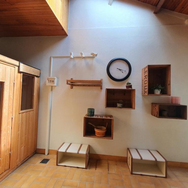 Appartement 220m2 15P avec Sauna, hyper center Luchon - Five-Bedroom Apartment - 43