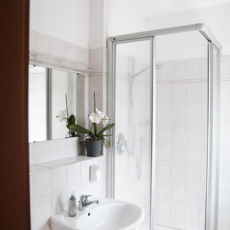 Würmtalhof Pension & Wirtshaus - Standard Doppelzimmer - 3