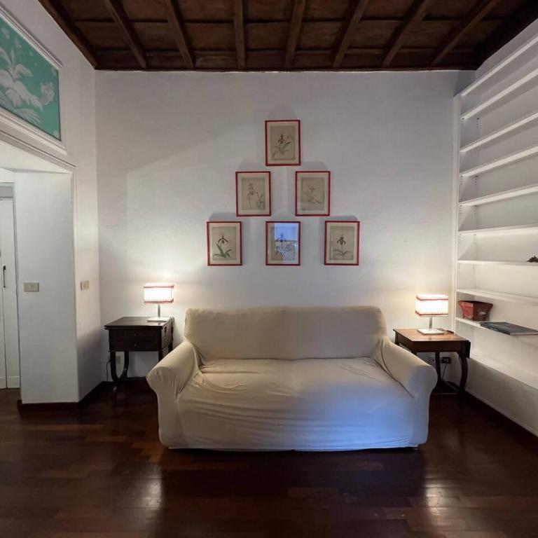 The Charm of Trastevere - One-Bedroom Apartment - 5