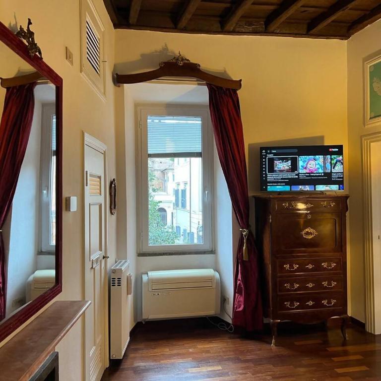 The Charm of Trastevere - One-Bedroom Apartment - 10