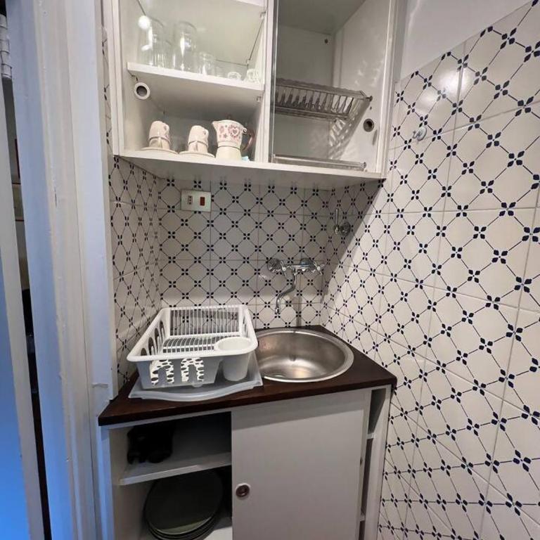 The Charm of Trastevere - One-Bedroom Apartment - 15