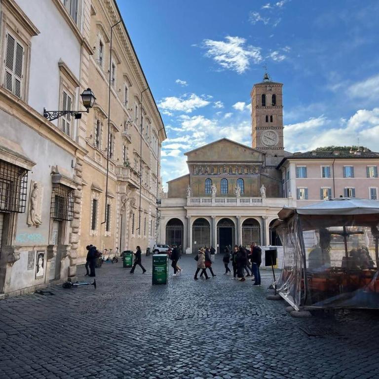 The Charm of Trastevere - One-Bedroom Apartment - 29