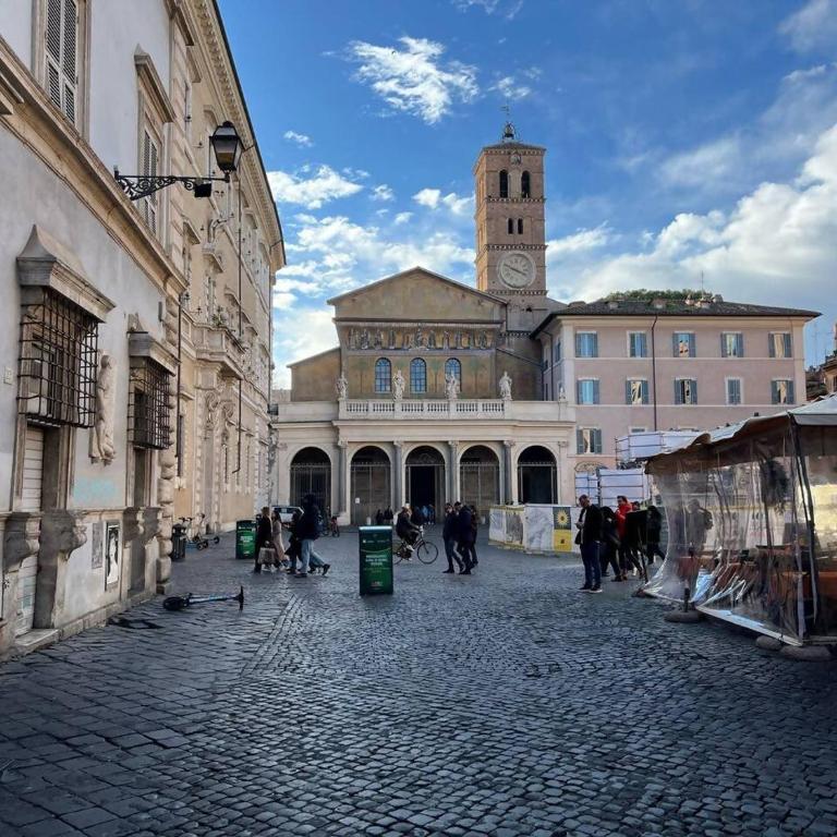 The Charm of Trastevere - One-Bedroom Apartment - 30