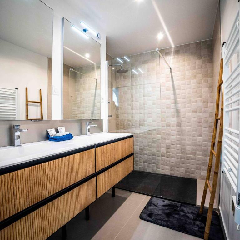 Logement de Prestige avec piscine Vue sur le Golf de la Grande Motte - Villa - 52