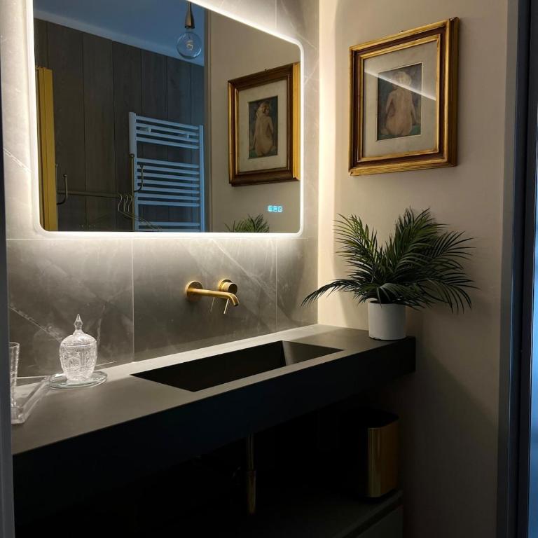 Via Mille House - new trilocale Riccione - centro - Two-Bedroom Apartment - 28