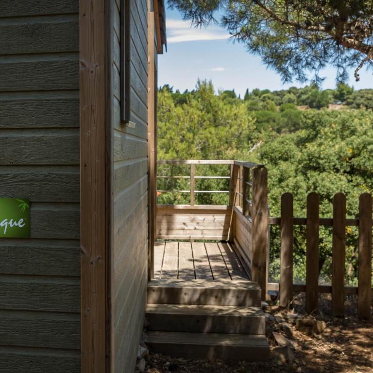 Camping Les Amandiers - Chalet 2 Chambres - 6