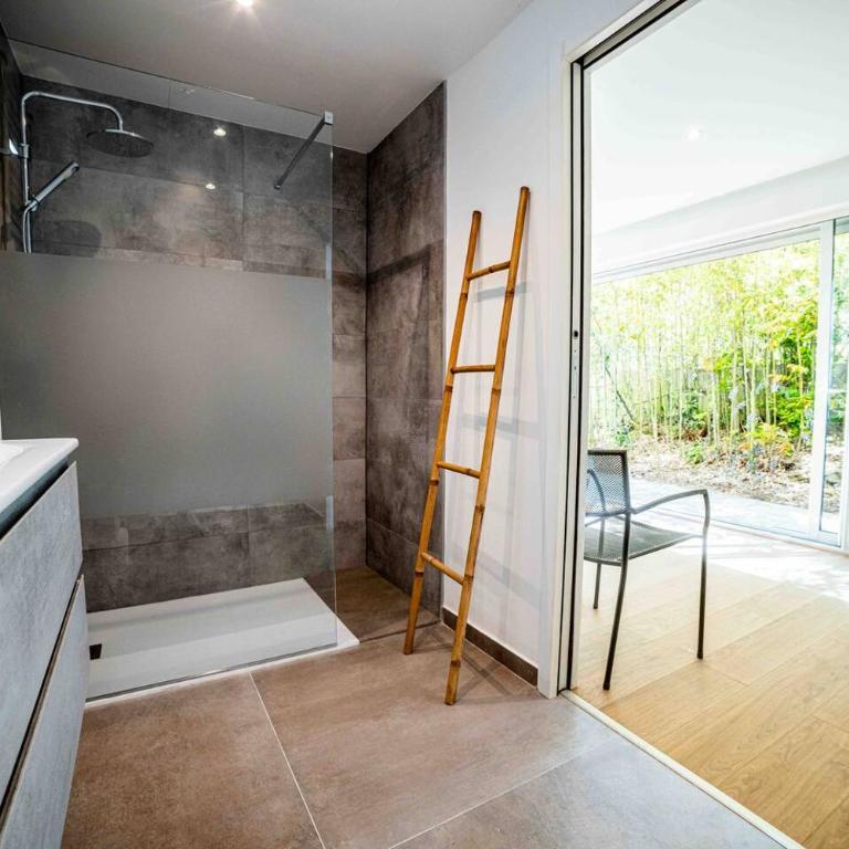Logement de Prestige avec piscine Vue sur le Golf de la Grande Motte - Villa - 16