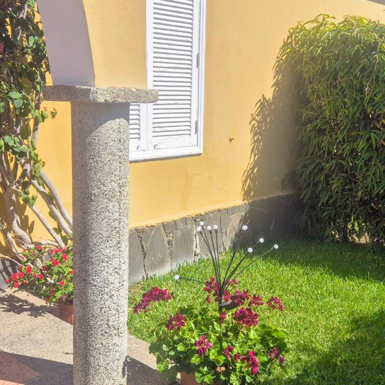 HANDICAP 7 Bungalow 4 - Two-Bedroom House - 3