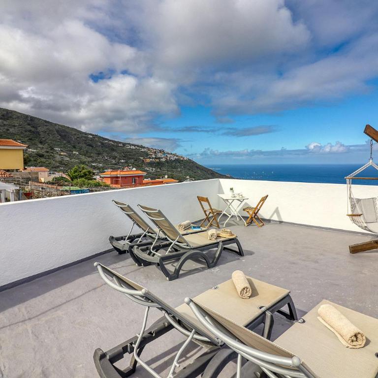Spacious House with BBQ and Ocean Teide View, Near City Center - Casa de 5 dormitorios - 1