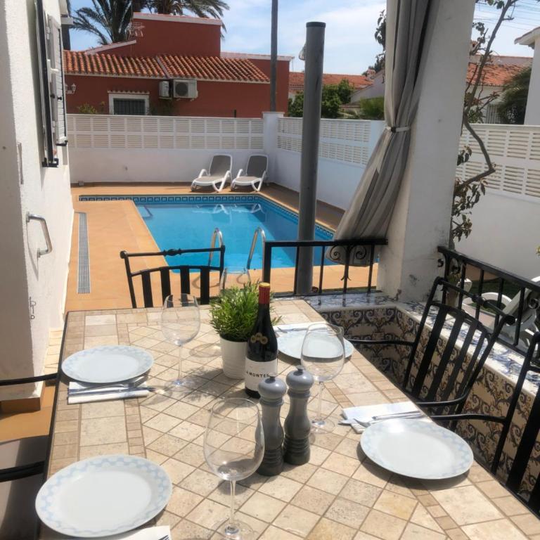 Vakantiehuis met verwarmd prive zwembad - Casa de 3 dormitorios - 1