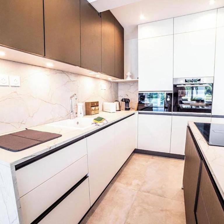 Logement de Prestige avec piscine Vue sur le Golf de la Grande Motte - Villa - 39