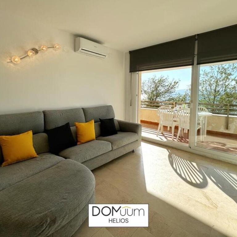 DOMuum Holidays - HELIOS - Three-Bedroom Apartment - Oceanfront - 3