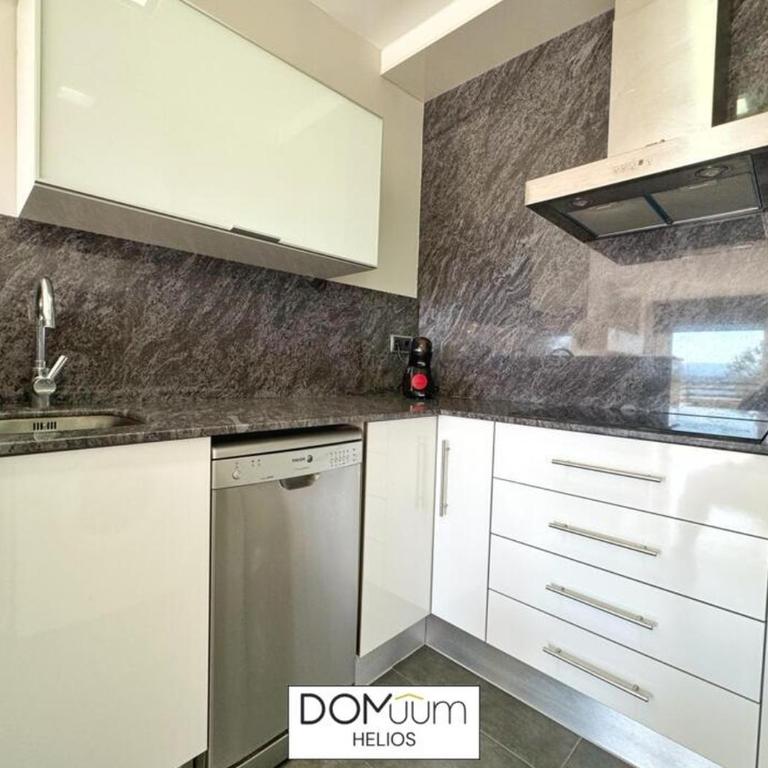 DOMuum Holidays - HELIOS - Three-Bedroom Apartment - Oceanfront - 10