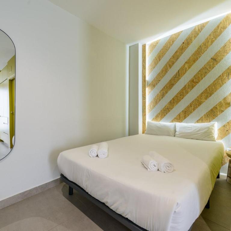 GuestReady - Caxes Studios - Estudio con sofá cama - 4