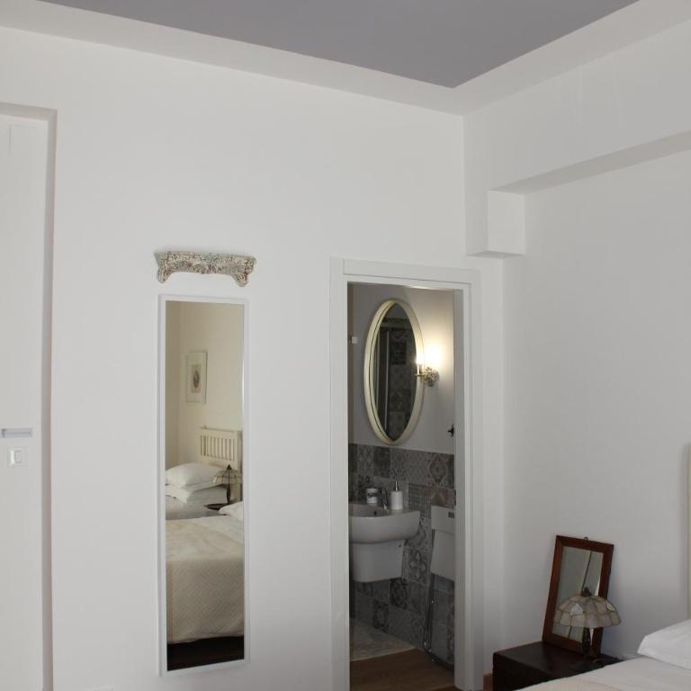 La Dimora del Conte - Triple Room with Sea View - 5
