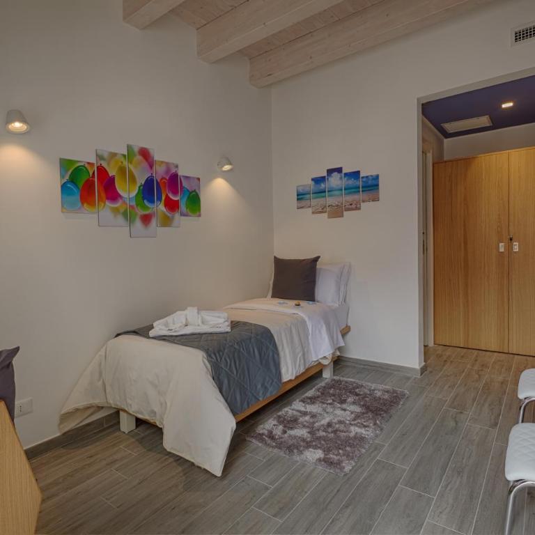 Hospitality Hotel Palermo - Camera Tripla - 7