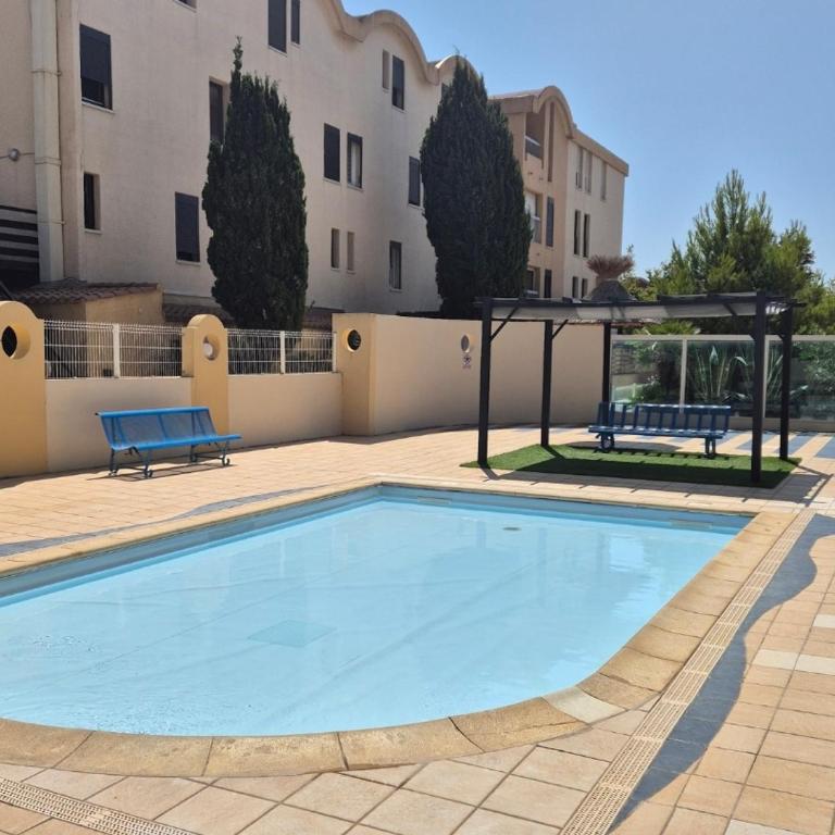 L'Escapade Gruissanaise, appartement 1 chambre, loggia, climatisation, wifi avec piscines de mi-mai à mi-septembre dans résidence - Appartement 1 Chambre - 27