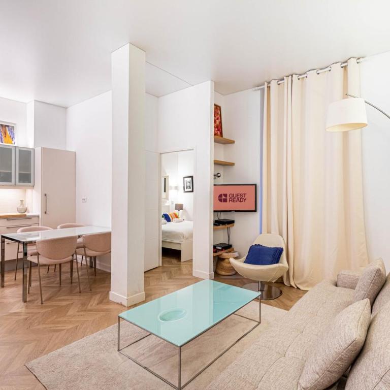 GuestReady - Chic and central near attractions - Apartment - 1