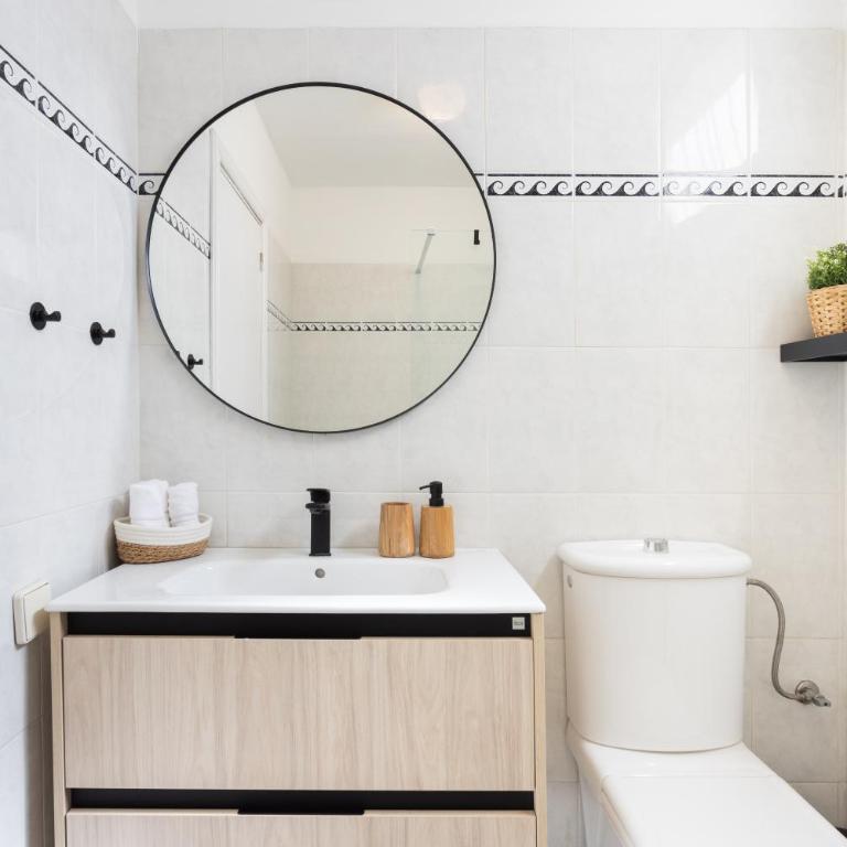 TMS Veramar2, Seafront, AC, Pool & Parking - Apartamento de 2 dormitorios - 16