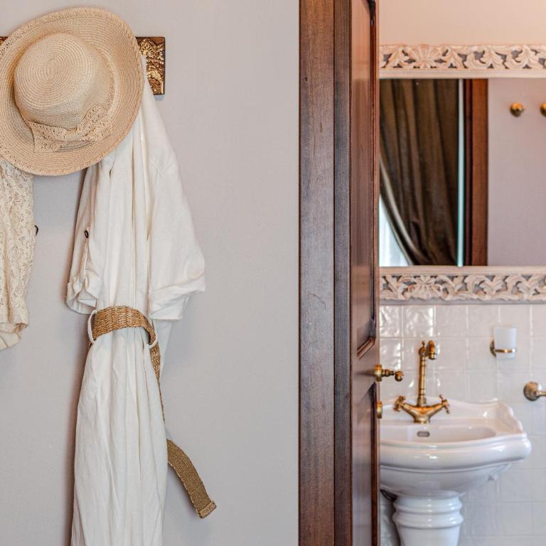 Altalena Luxury Rooms and Spa - Camera Matrimoniale Deluxe - 20