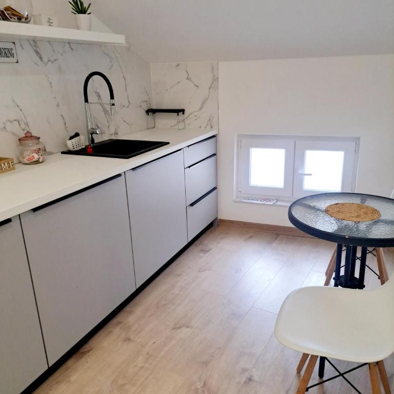 Studio Ajdy - One-Bedroom Apartment - 18