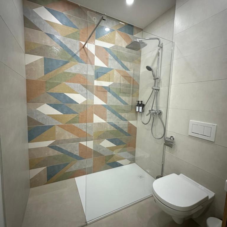 MIRABELLE Homes - Apartment mit 2 Schlafzimmern mit Balkon und Terrasse - 2