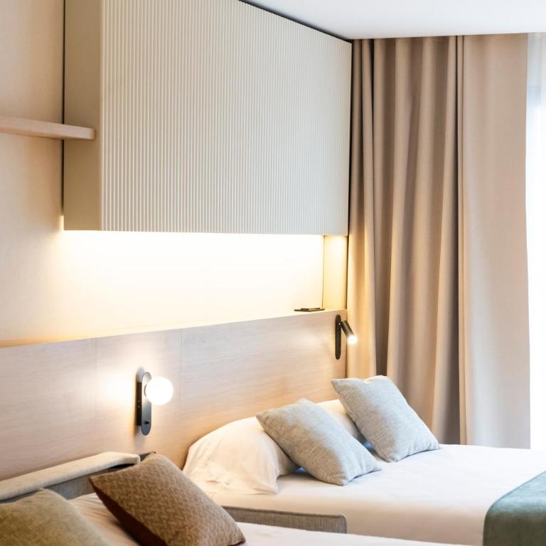 Aparthotel Atenea Calabria - Superior Quadruple Room - 2