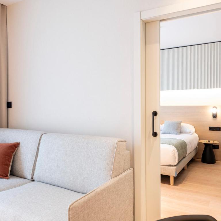 Aparthotel Atenea Calabria - Suite with Terrace - 9