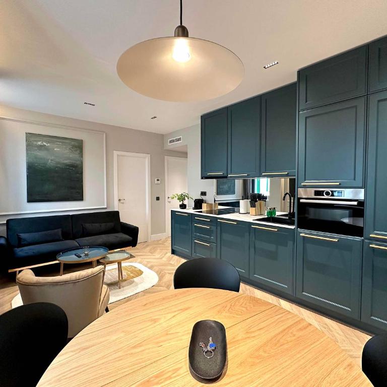 STAYMADRID - Bernabéu Apartment Ideal para disfrutar de Madrid, partidos de fútbol y negocios - Apartamento Deluxe de 2 dormitorios - 2