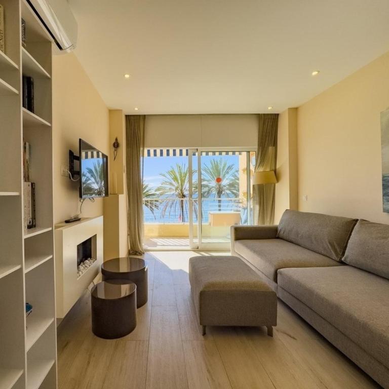 Diana 108 Frontal sea views 2 Bedrooms - Two-Bedroom Apartment - 4