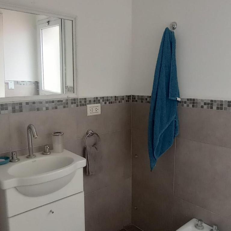 Departamento LA FAMILIA con Cochera segundo piso x escaleras - Apartamento de 1 dormitorio - 23