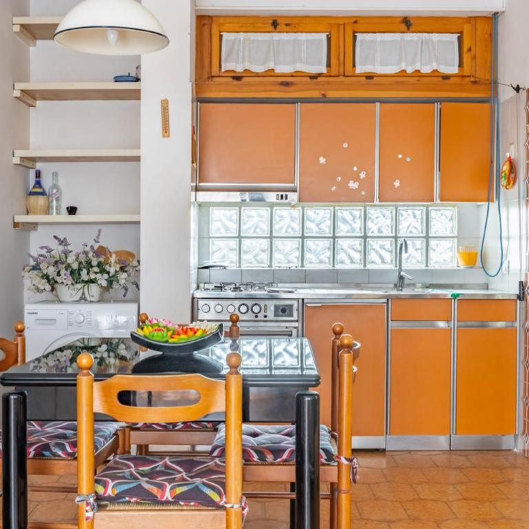 GuestHost - Viareggio Apartment City Garden with Balcony! - Appartamento con 1 Camera da Letto - 9